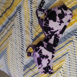 Torrid Curve wire free push up plunge bra size 44B